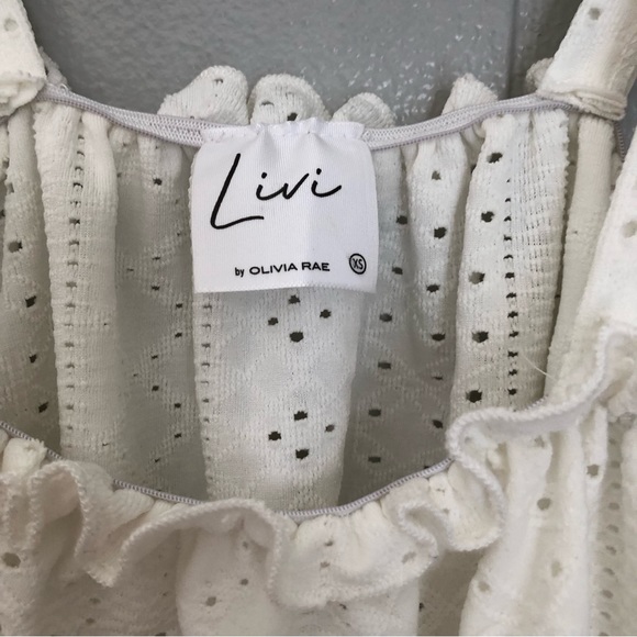 Livi Boho Knit Eyelet Ruffle Blouse Top XS Women’s White Sleeveless Casual - Picture 3 of 5